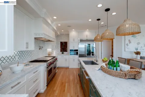 $4,495,000 | 16 Killarney Place, Alameda, CA 94502