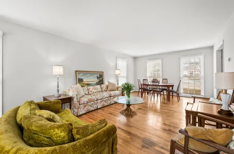 $1,350,000 | 3705 Templeton Place, Alexandria, VA 22304