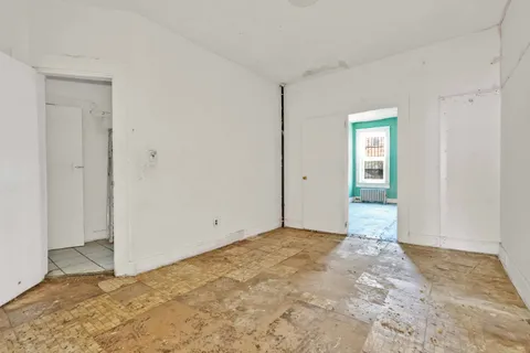 $925,000 | 610 Ashford Street | New Lots