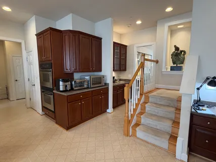 $1,000,000 | 12108 Skylark Road, Clarksburg, MD 20871