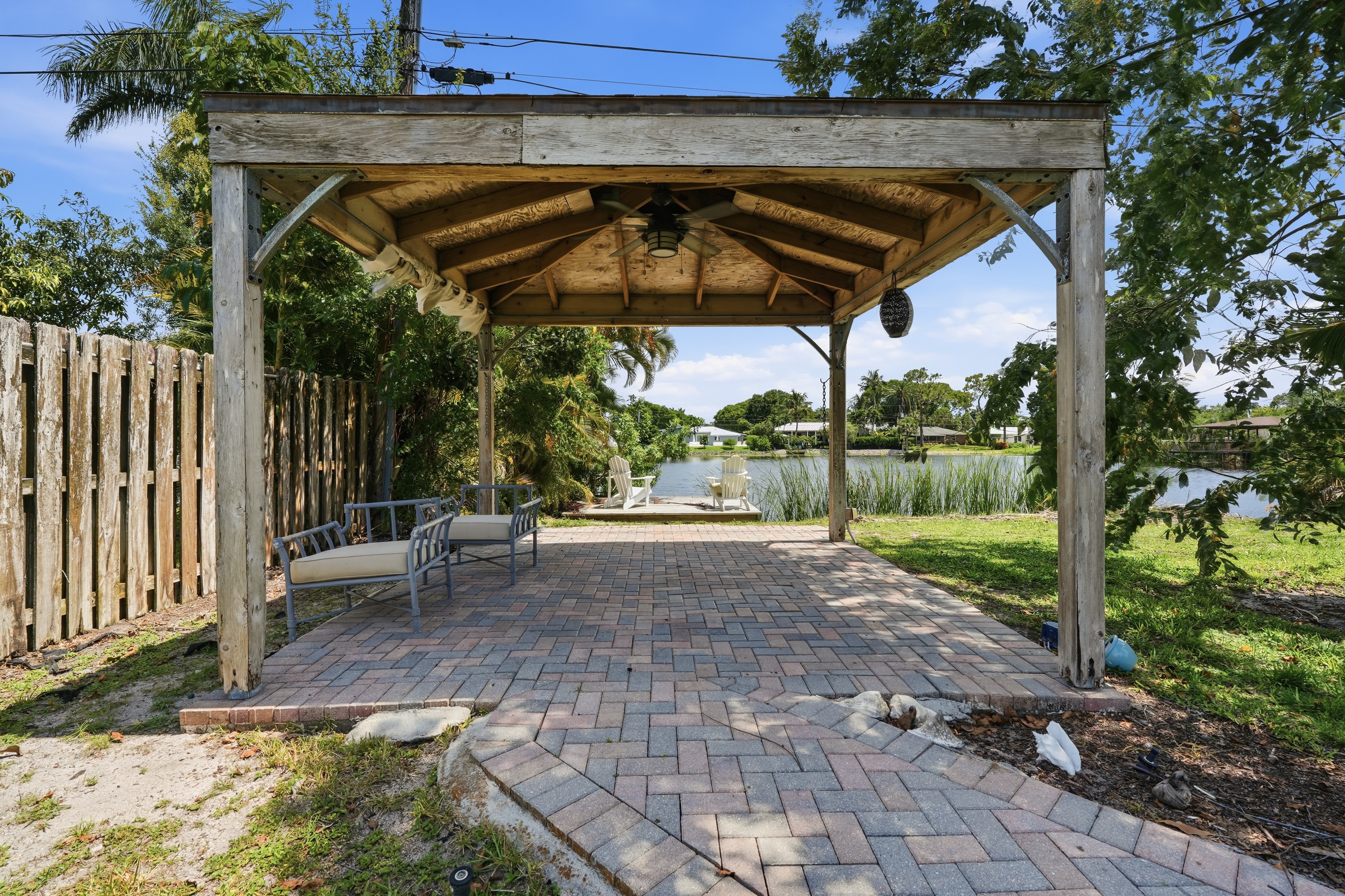 1316 Rordon Avenue Naples, FL 34103 - Photo 2 of 3