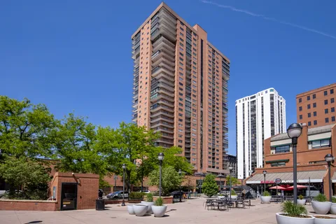 $600,000 | 1551 Larimer Street, Unit 2705, Denver, CO 80202