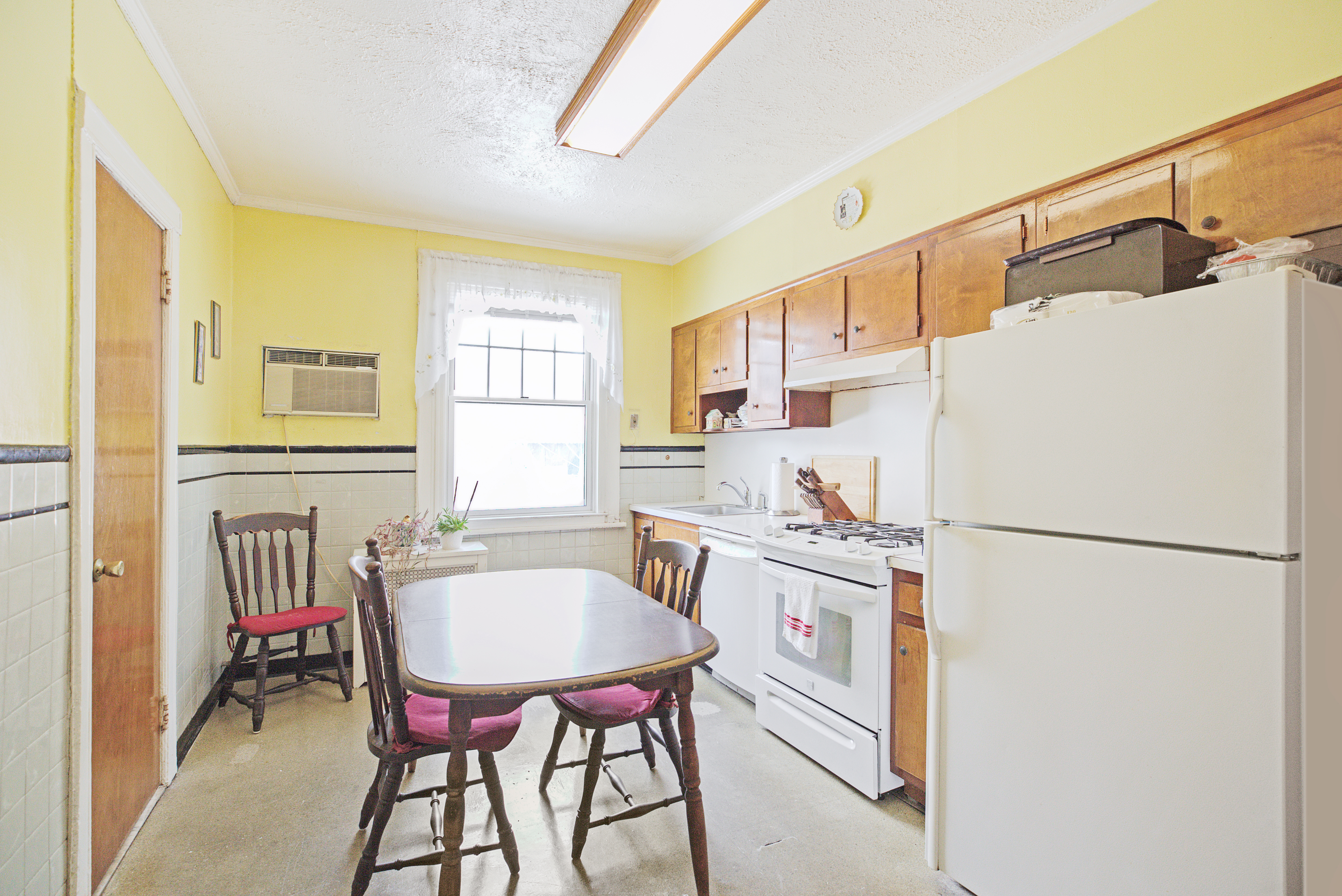 1672 85th Street Brooklyn, NY 11214 - Photo 4 of 9
