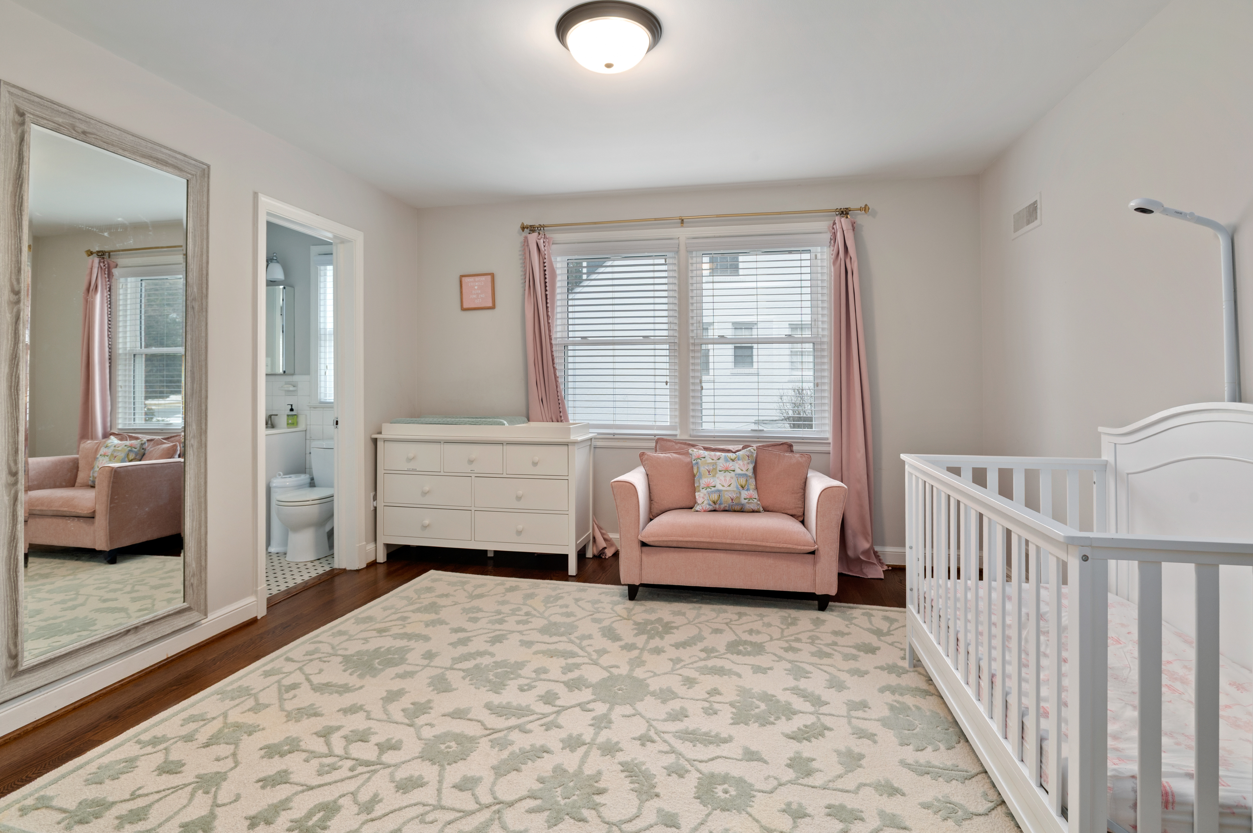 5112 Scarsdale Road Bethesda, MD 20816 - Photo 9 of 24