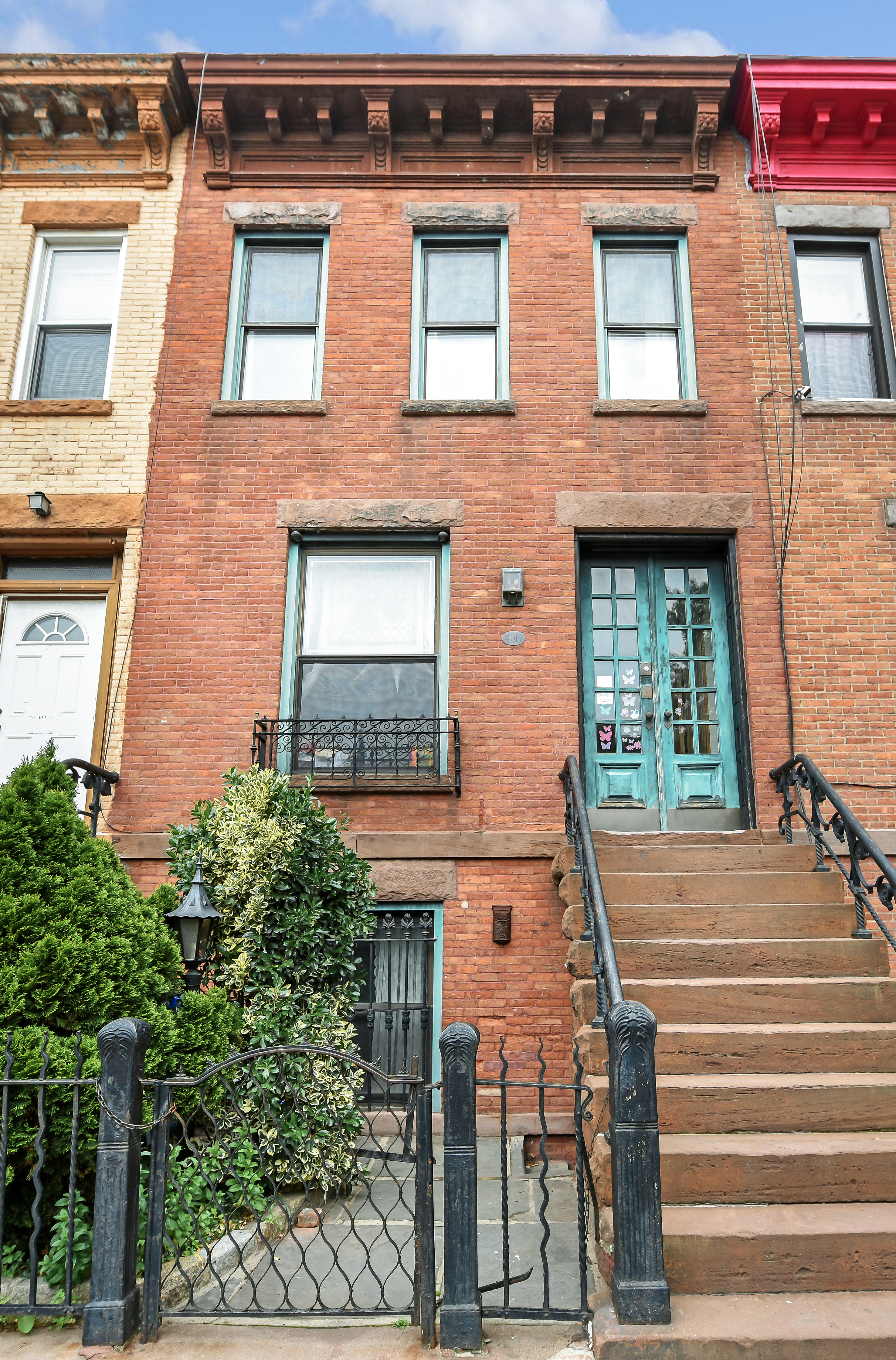 401 A Monroe Street, Unit 1 Brooklyn, NY 11221 - Photo 20 of 21 a front view of a house