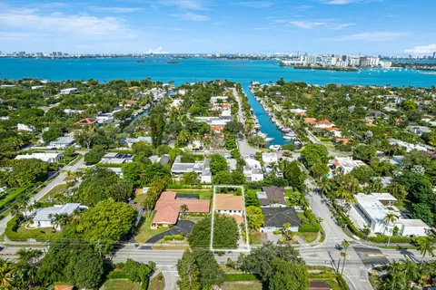 $2,495,000 | 8919 Northeast 10th Avenue, Miami, FL 33138