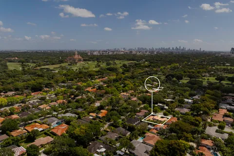 $3,200,000 | 4206 Alhambra Circle, Miami, FL 33146