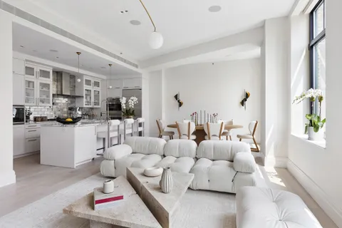 $10,000,000 | 10 Madison Square West, Unit 11E | Flatiron