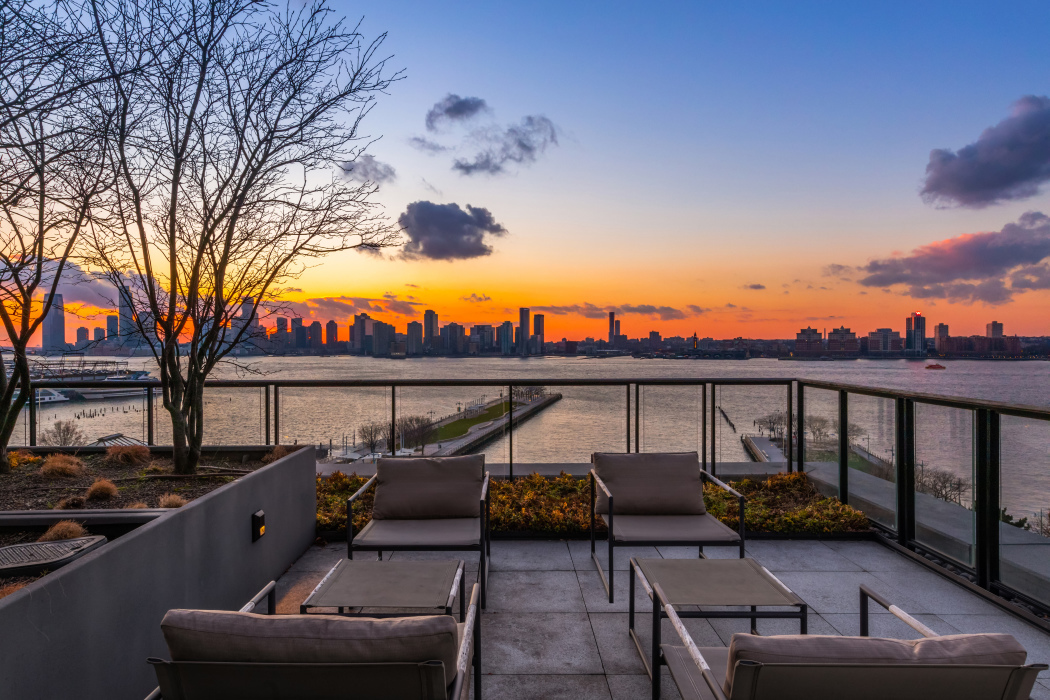 150 Charles Street, Unit 5AN Manhattan, NY 10014 - Photo 14 of 15