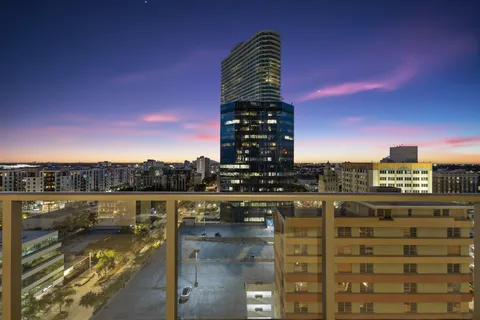 $1,275,000 | 235 1st Avenue North, Unit 1407, St. Petersburg, FL 33701