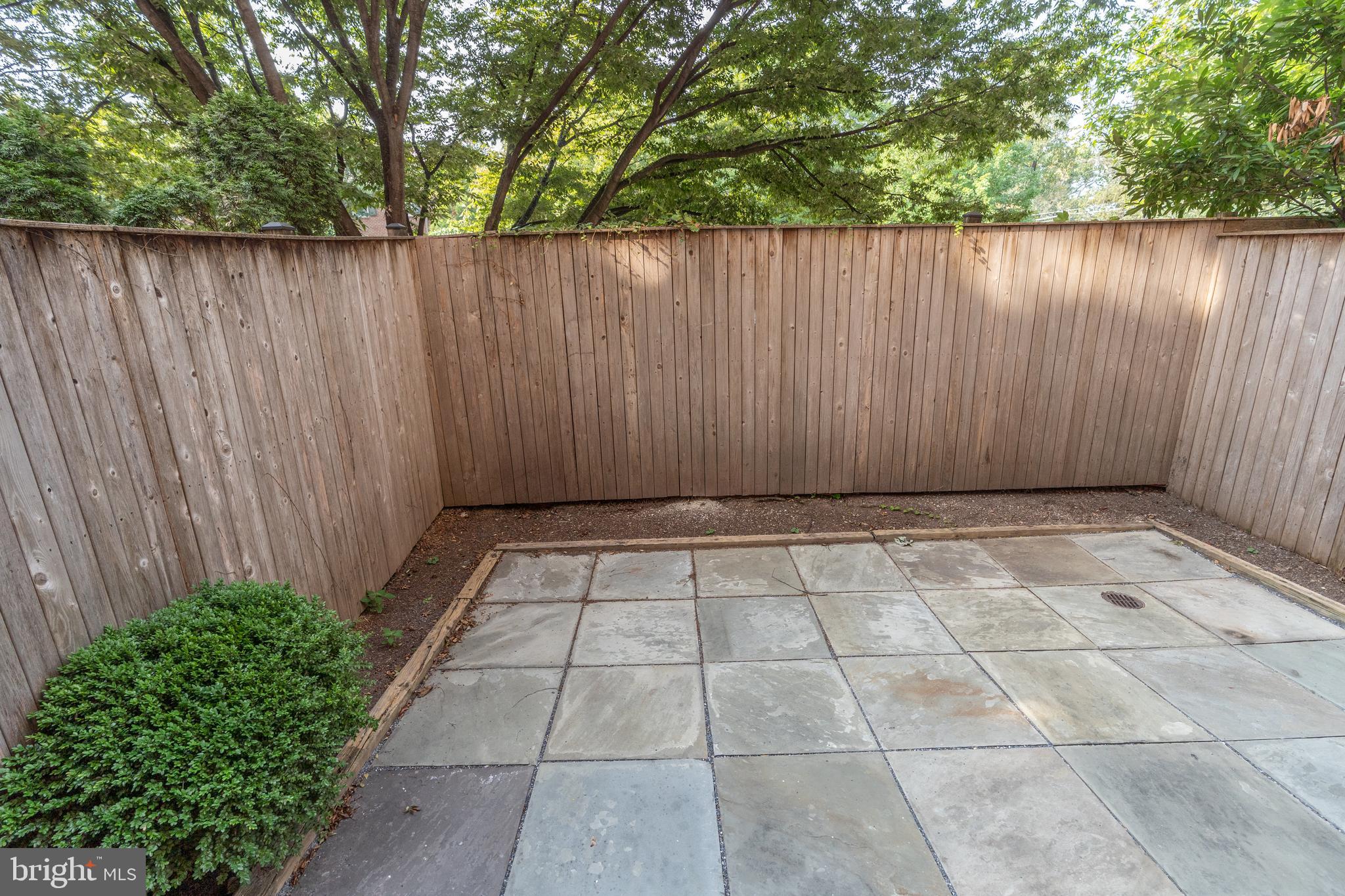 3299 Sutton Place Northwest, Unit C Washington, DC 20016 - Photo 8 of 41