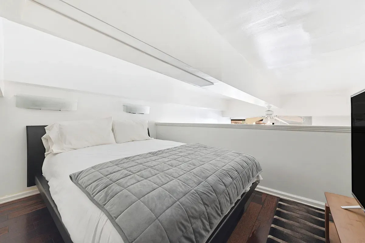 $520,000 | 350 East 62nd Street, Unit 1N | Lenox Hill