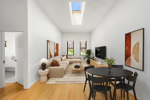 $1,595,000 | 118 Greenpoint Avenue, Unit 3D | Greenpoint