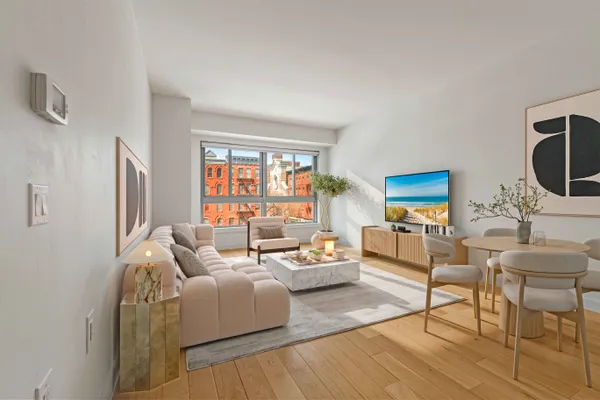 $895,000 | 171 West 131st Street, Unit 411 | Central Harlem
