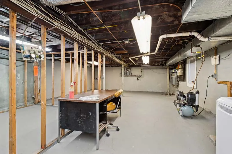 $3,300 | 586 Livingston Avenue, North Brunswick, NJ 08902