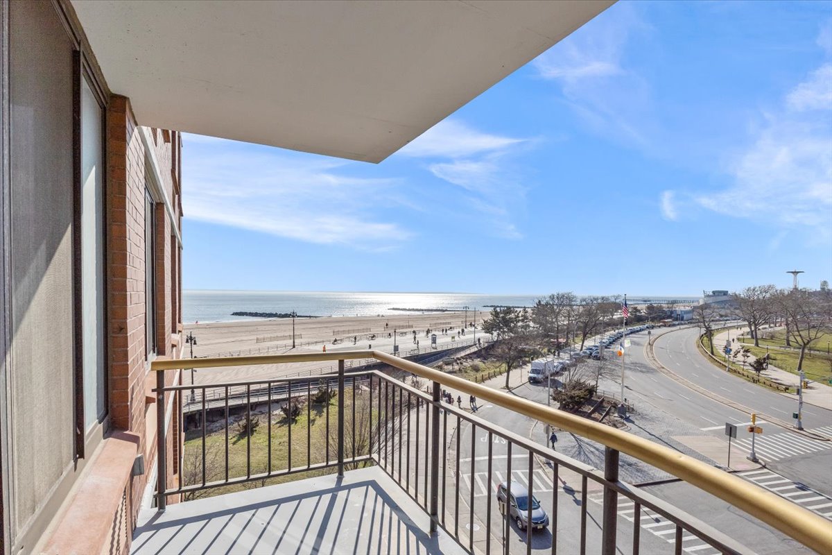 3111 Ocean Parkway, Unit 5D Brooklyn, NY 11235 - Photo 10 of 16