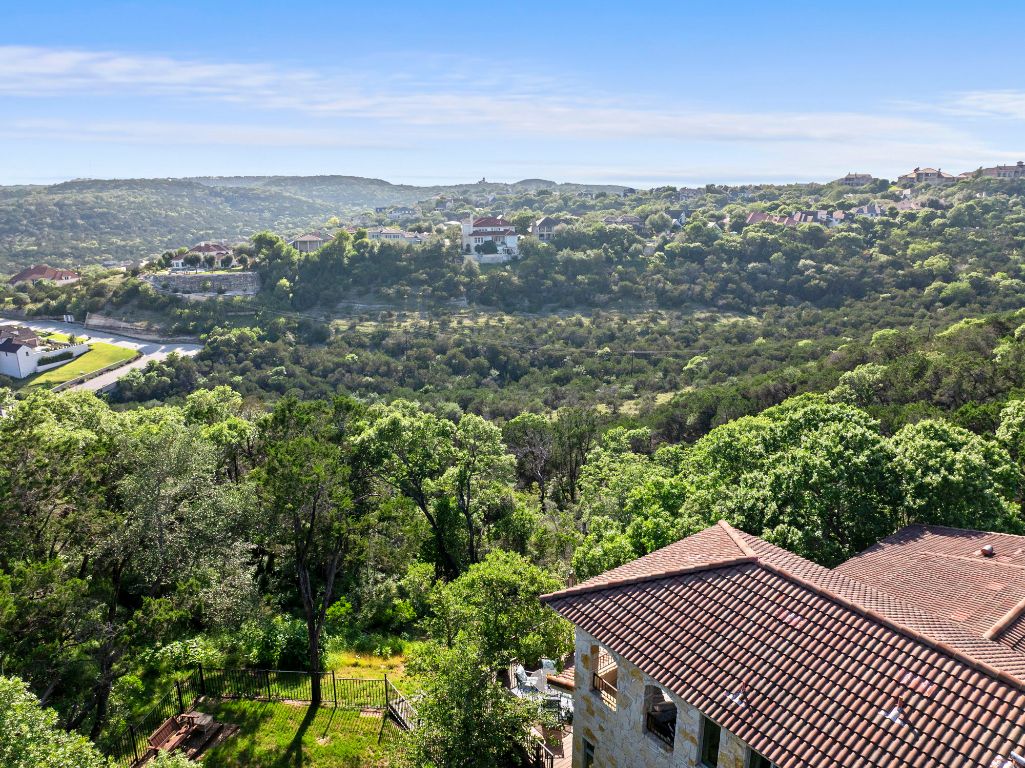 1607 The High Road Austin, TX 78746 - Photo 4 of 28 a view of a city from a terrace