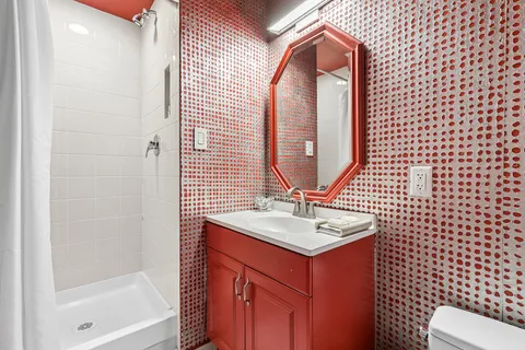 $2,700,000 | 1065 Park Avenue, Unit 4BC | Upper East Side