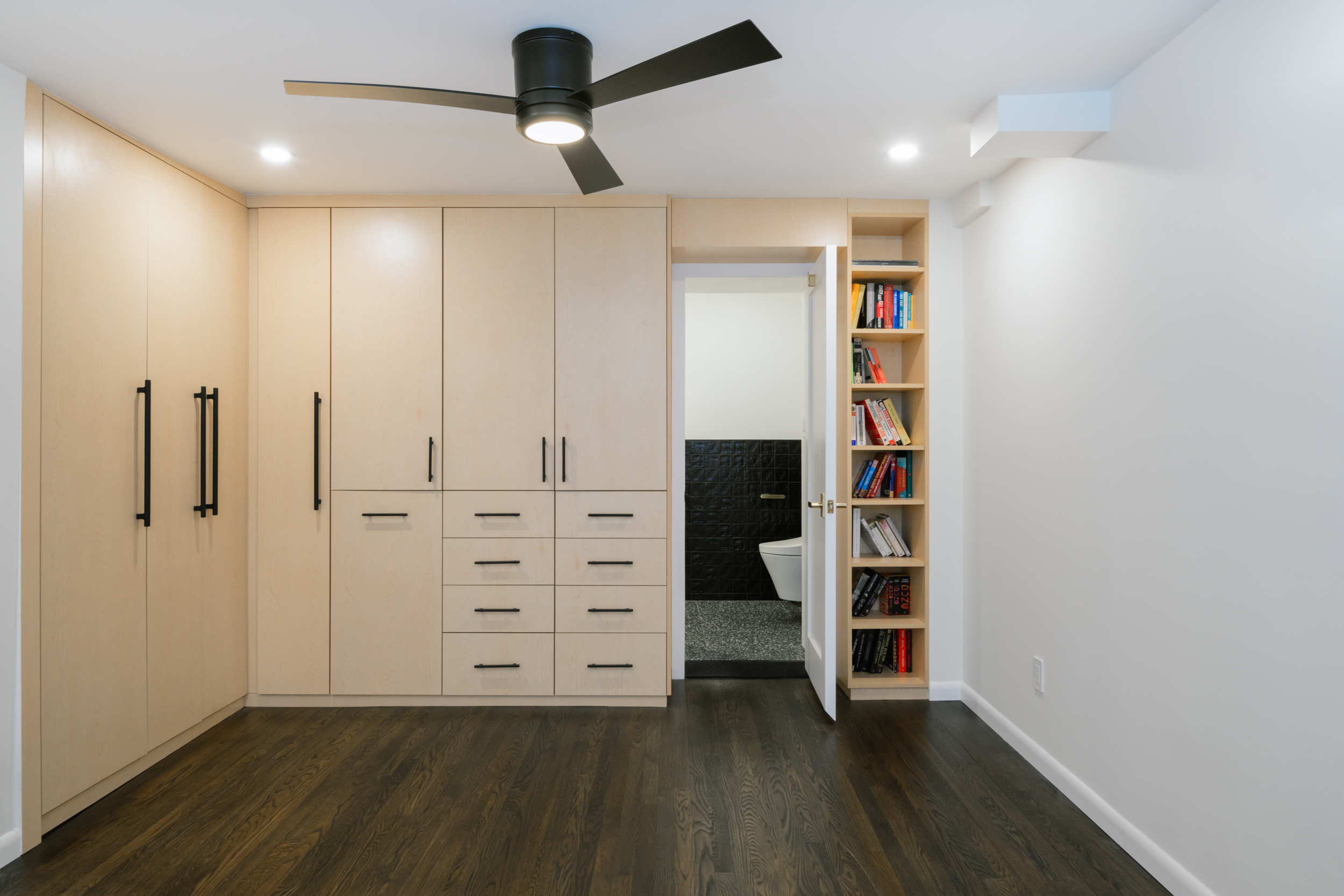 211 Thompson Street, Unit 4J Manhattan, NY 10012 - Photo 5 of 8