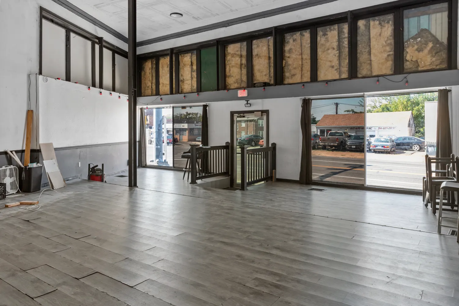 $550,000 | 5464 Gravois Avenue, St. Louis, MO 63116