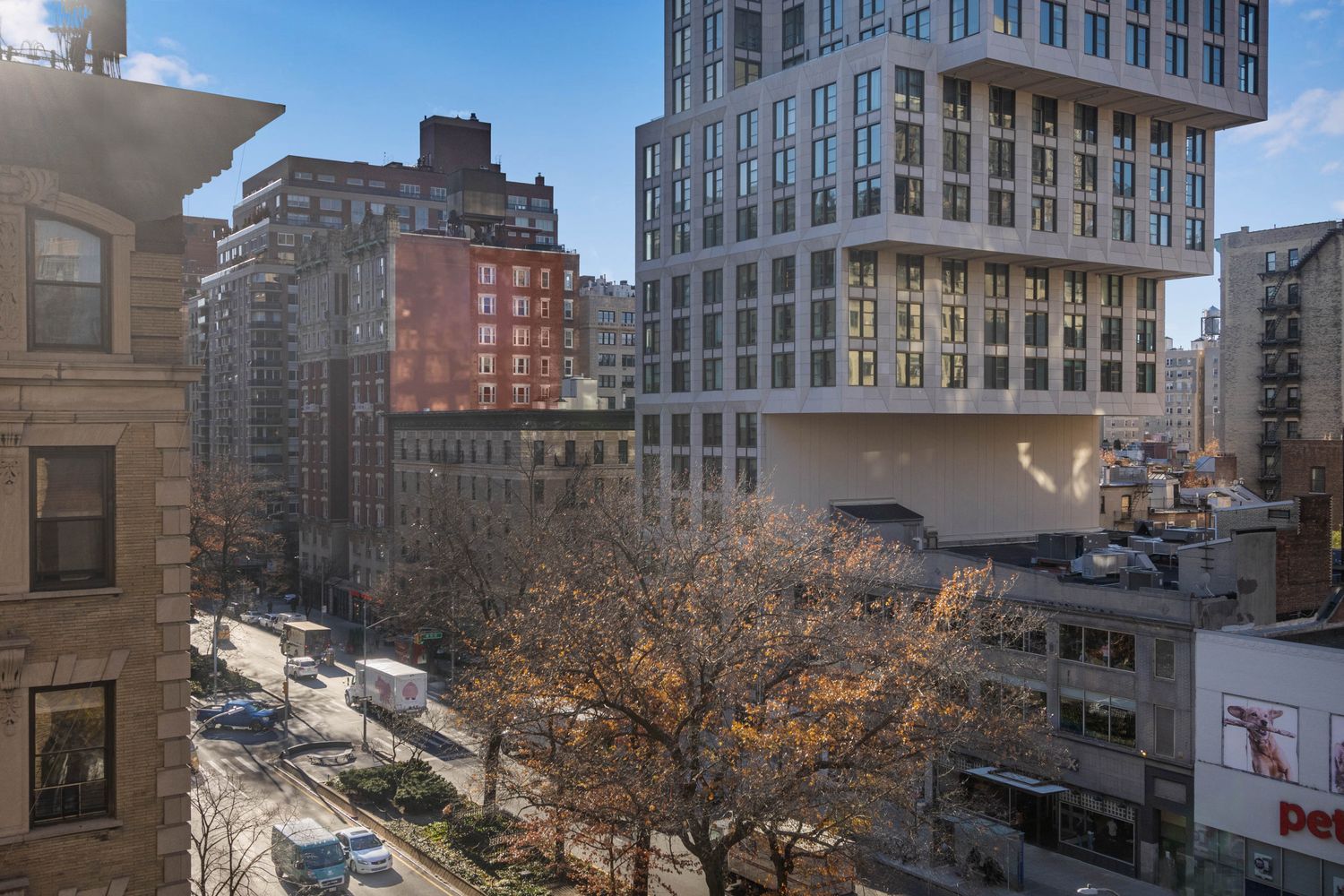 $1,376,674 | 215 West 92nd Street, Unit 7B | Upper West Side