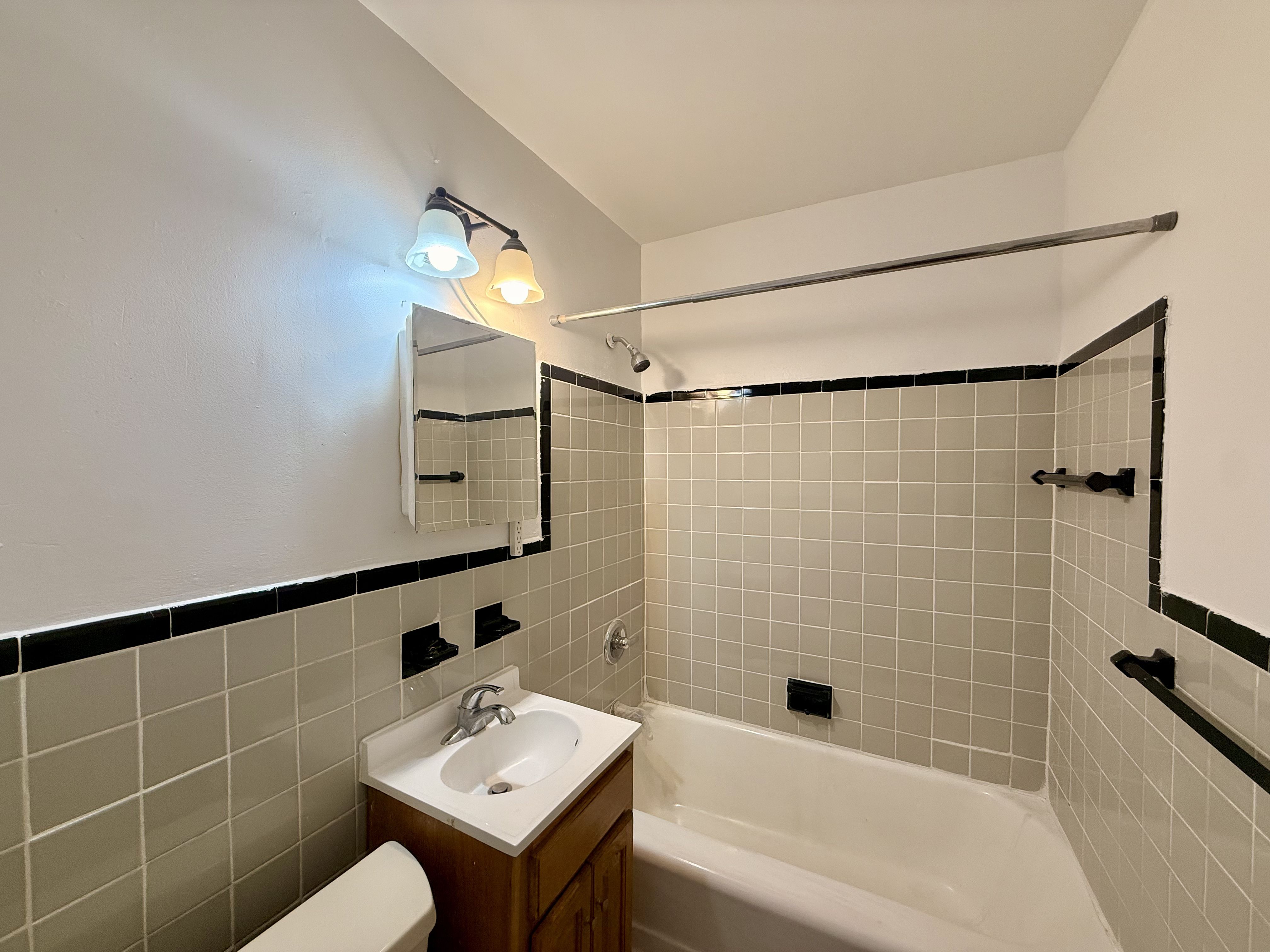 9205 Ridge Boulevard, Unit 6K Brooklyn, NY 11209 - Photo 5 of 8