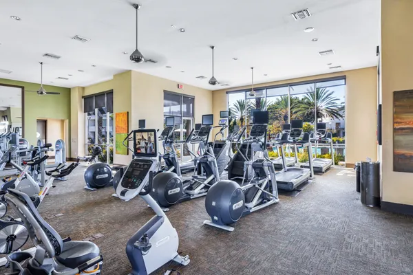 $1,300,000 | 5321 Ocean, Unit 101, Hawthorne, CA 90250