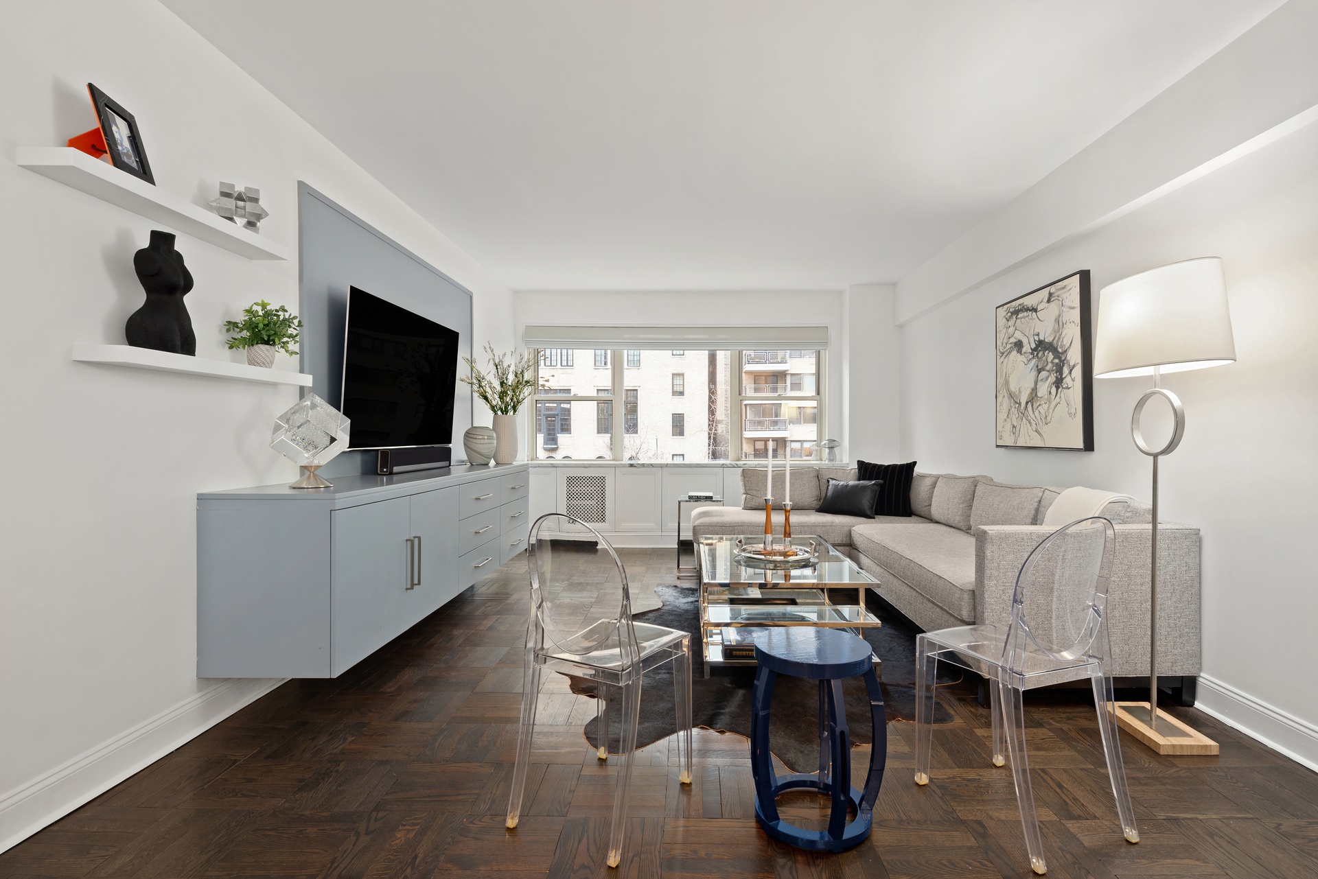 40 East 9th St Unit 4E  