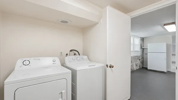 $379,000 | Des Moines Drive, Hermitage, TN 37076