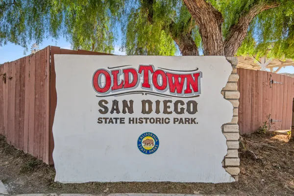 $1,995,000 | 4205 Mason Street, San Diego, CA 92110