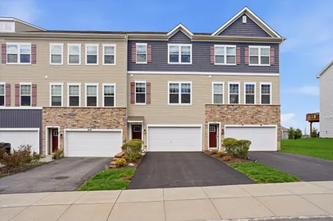 $520,000 | 327 Dawson Place, Downingtown, PA 19335