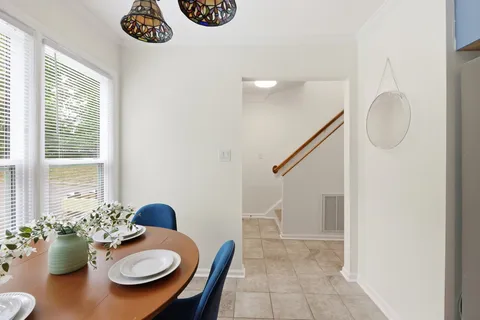 $435,000 | 101 Thomas Lane, Unit Undisclosed, Carrboro, NC 27510