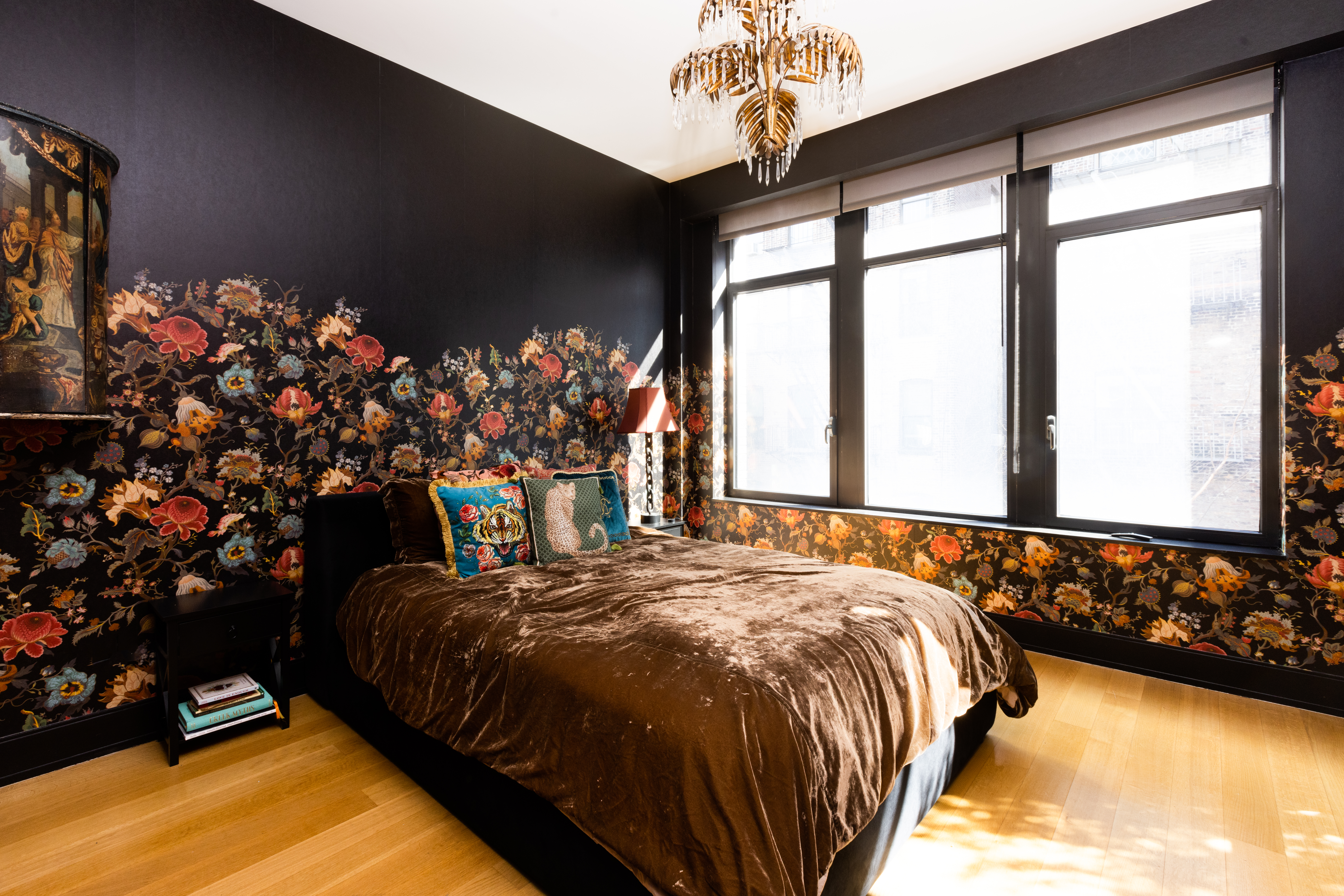 204 Forsyth Street, Unit 3S Manhattan, NY 10002 - Photo 3 of 6 a bed sitting in a bedroom next to a window