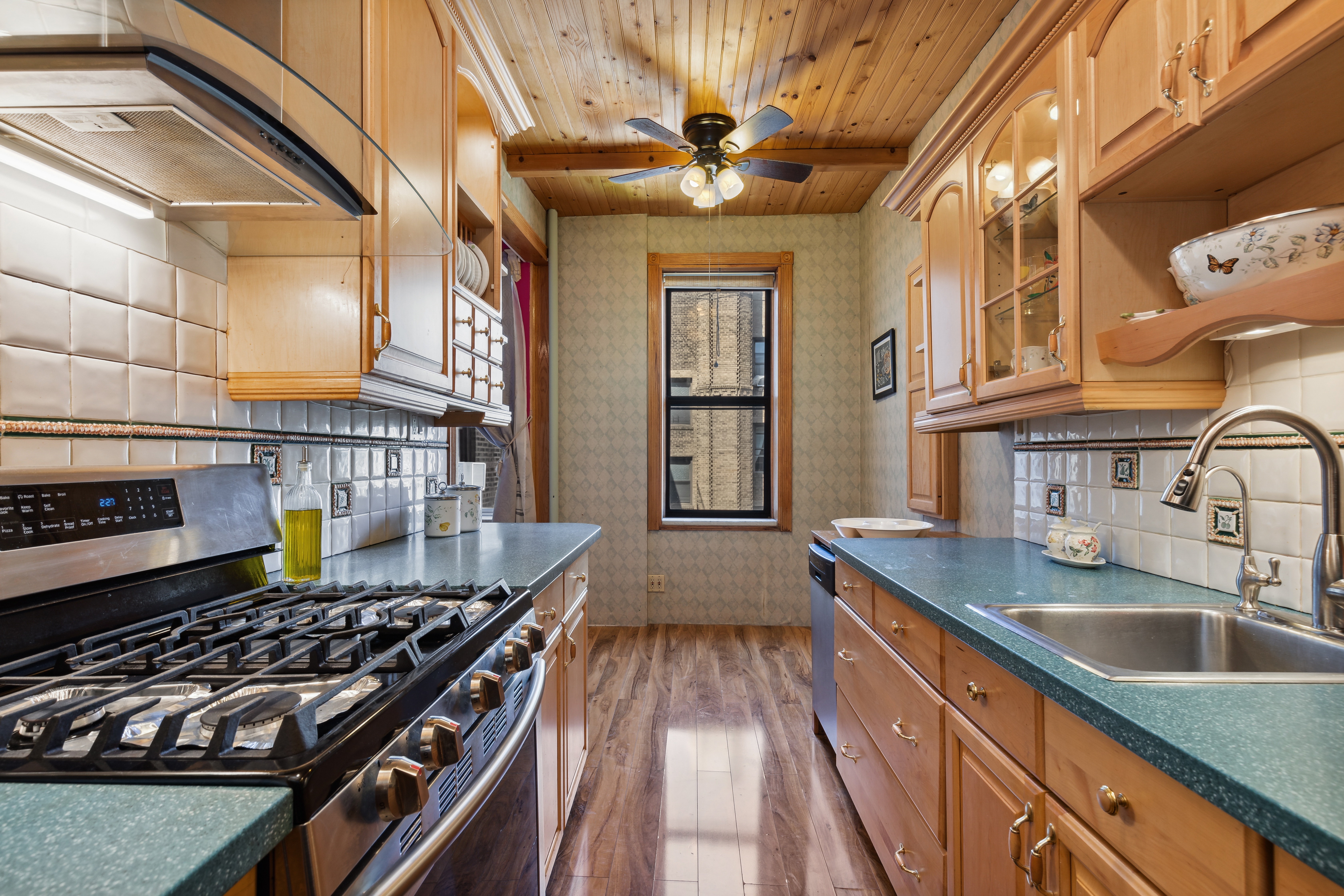 7101 Colonial Road, Unit R5D Brooklyn, NY 11209 - Photo 4 of 7