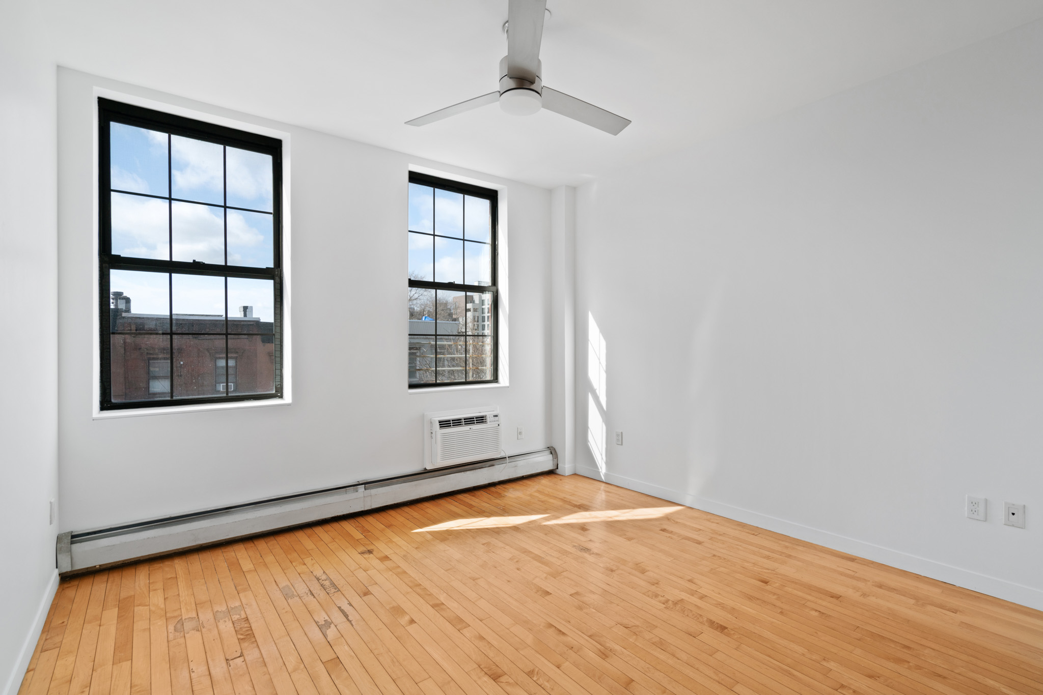 219 17th Street, Unit 4B Brooklyn, NY 11215 - Photo 6 of 12