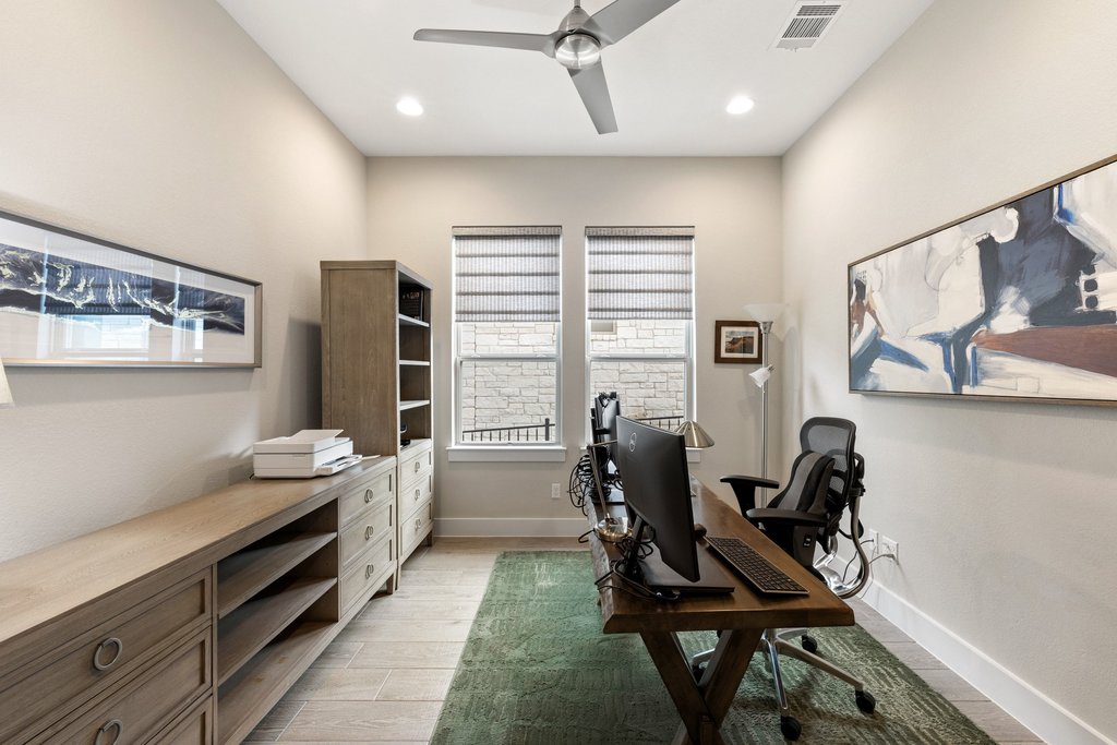 233 Sumalt Gap Way Austin, TX 78738 - Photo 16 of 53