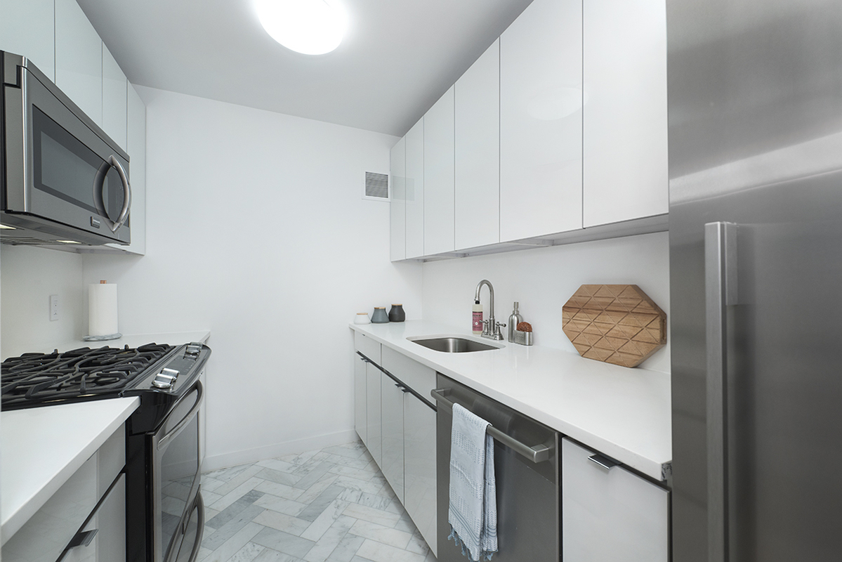 275 South Street, Unit 9K Manhattan, NY 10002 - Photo 4 of 19