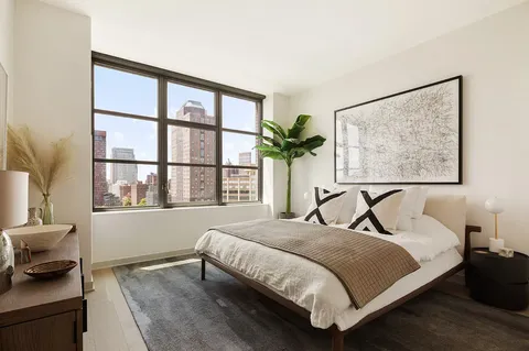 $6,000 | 115 York Street, Unit 6K | DUMBO