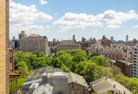 $1,925,000 | 200 East 16th Street, Unit 14C | Gramercy