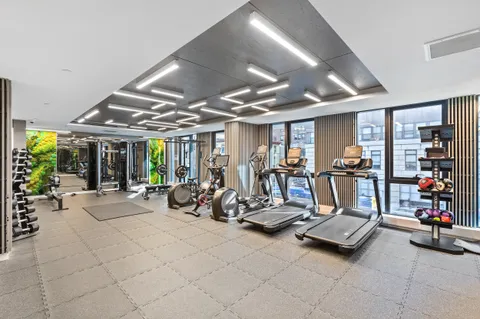 $1,195,000 | 300 West 30th Street, Unit 7F | Chelsea