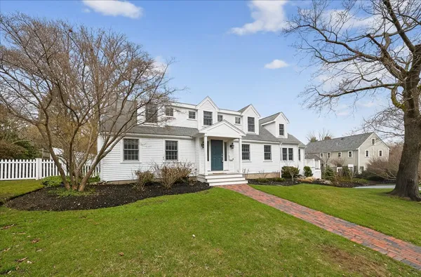 $1,700,000 | 6 Studley Road, Hingham, MA 02043