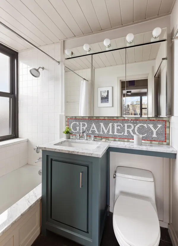 $865,000 | 130 East 18th Street, Unit 16A | Gramercy