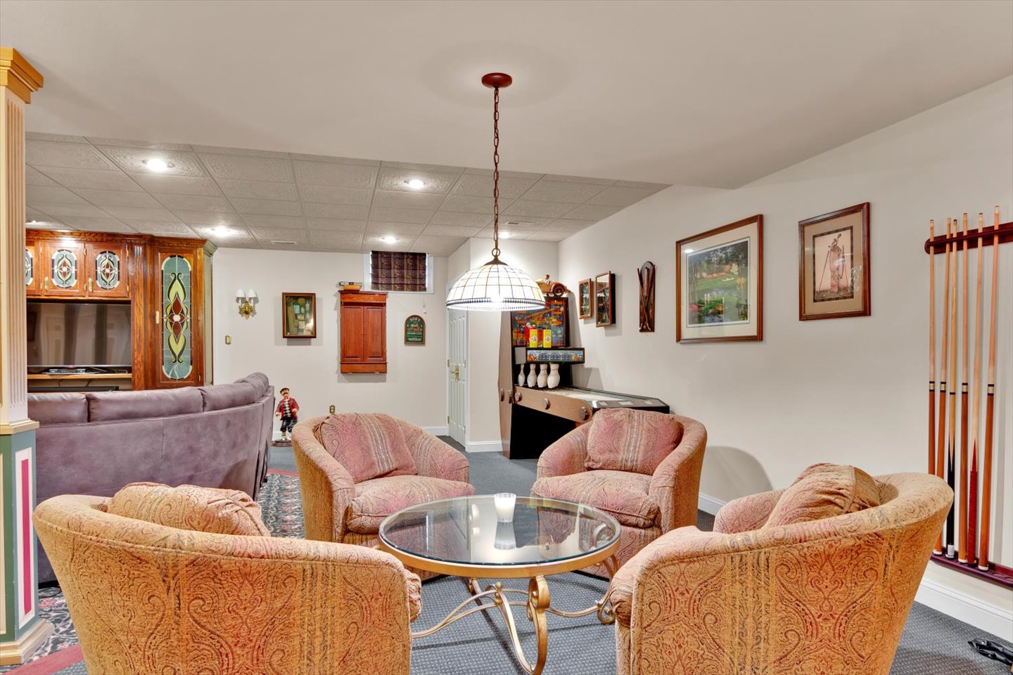 3 Pembroke Drive Voorhees, NJ 08043 - Photo 76 of 112 a living room with furniture and a chandelier