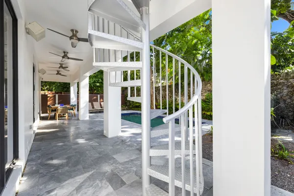 $4,950,000 | 3770 Kumquat Avenue, Miami, FL 33133