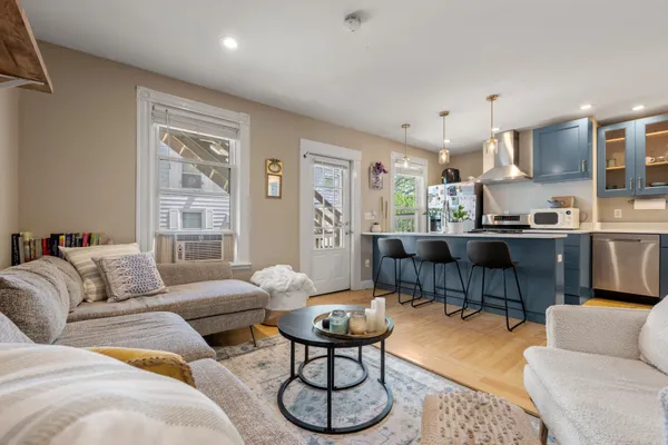 $615,000 | 21 Lamson Street, Unit 2, Boston, MA 02128