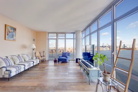 $11,995 | 2 Northside Piers, Unit 27P | Williamsburg