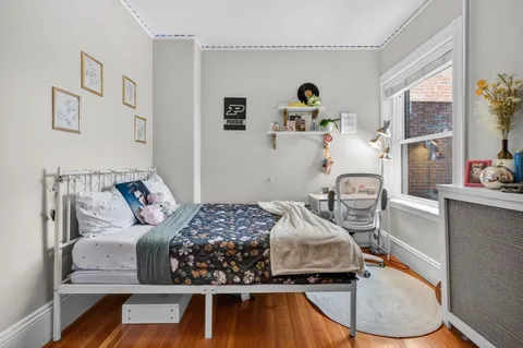 Contact Agent | 17 Park Vale, Unit 4, Brookline, MA 02446