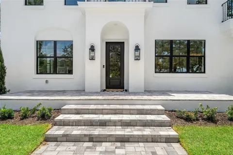 $4,349,000 | 804 Idlewood Drive, Tampa, FL 33609