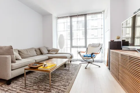 $4,750 | 540 West 49th Street, Unit 204S | Hell's Kitchen