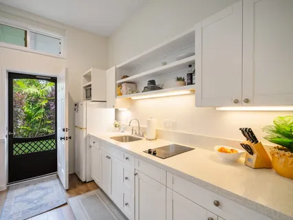 $3,395,000 | 244 Awakea Road, Kailua, HI 96734